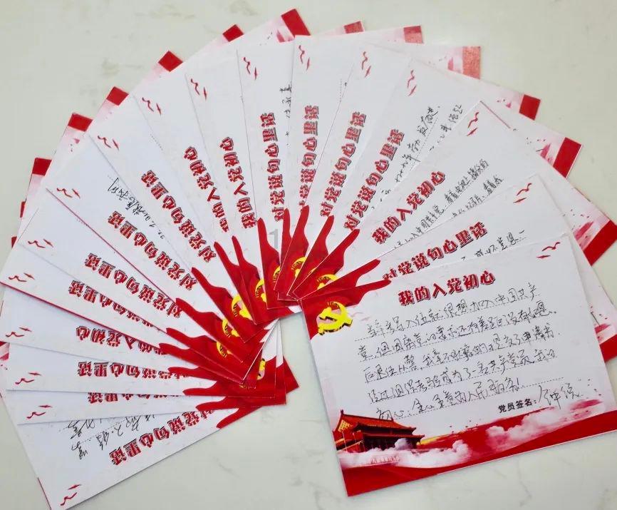 请问下图妹子们名字，只认识玛奇玛？游戏画面